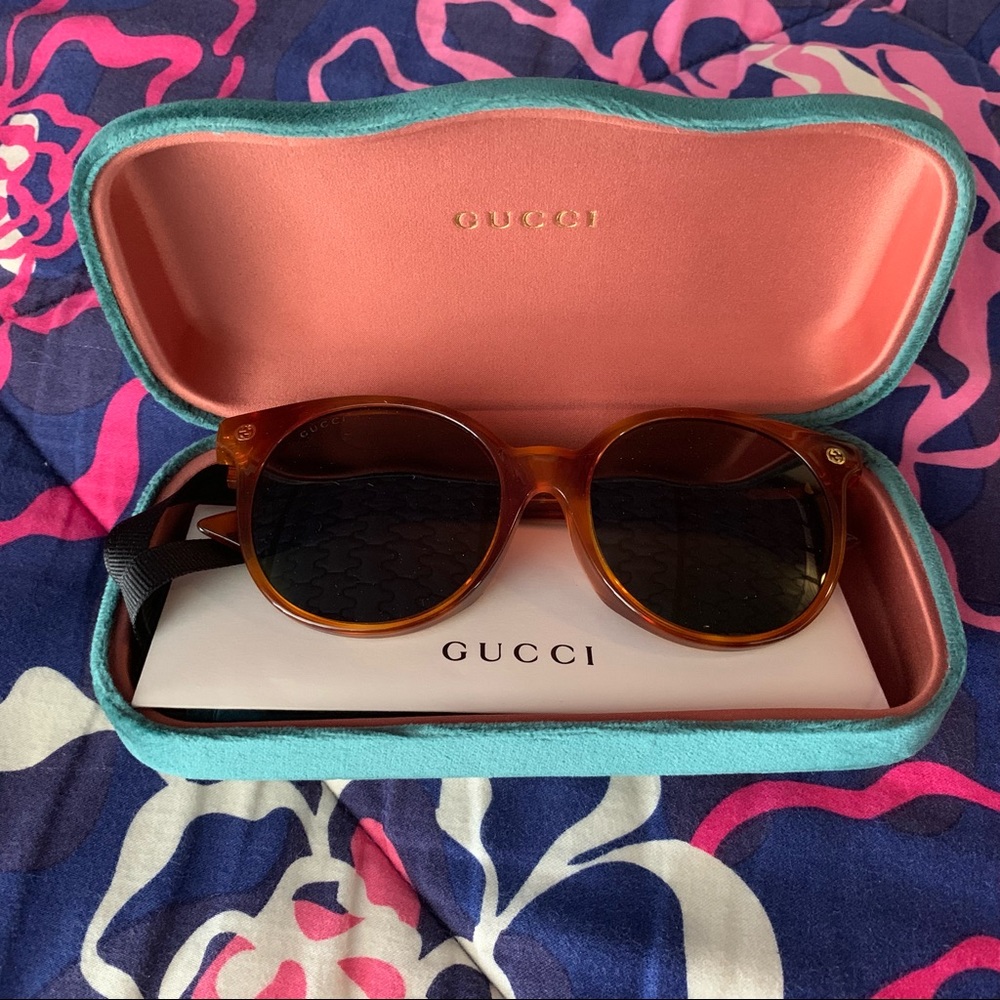 🌸SOLD🌸 53mm Round Gucci Sunglasses